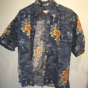 Blue flower print button down
